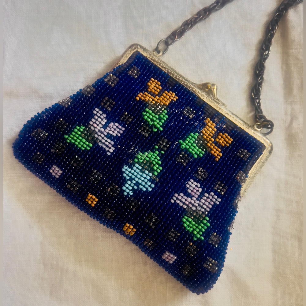 RARE Antique German Micro Beaded Purse 1920s Floral Kiss Clasp Excellent Cond.